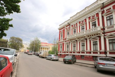 В выходные и праздничные дни улицы в историческом центре города станут пешеходной зоной (фоторепортаж) 