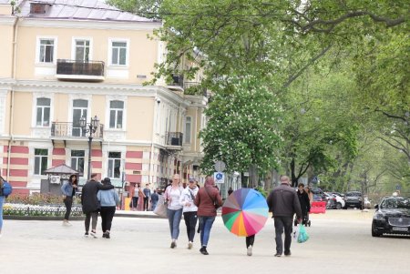 В выходные и праздничные дни улицы в историческом центре города станут пешеходной зоной (фоторепортаж) 