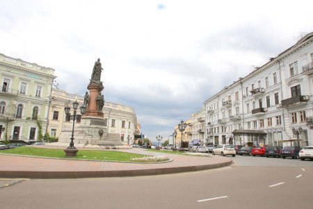 В выходные и праздничные дни улицы в историческом центре города станут пешеходной зоной (фоторепортаж) 