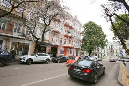 В выходные и праздничные дни улицы в историческом центре города станут пешеходной зоной (фоторепортаж) 