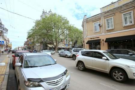 В выходные и праздничные дни улицы в историческом центре города станут пешеходной зоной (фоторепортаж) 