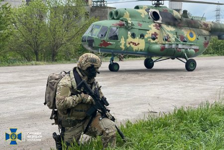 Под Одессой провели учения по обезвреживанию террористов и освобождению заложников (фото)