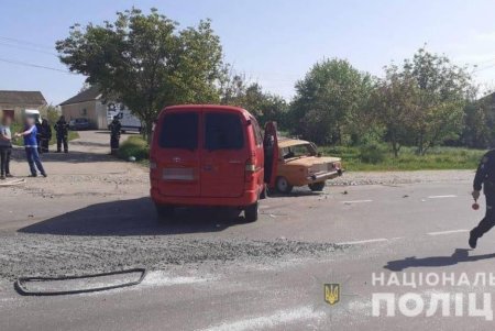 Смертельное ДТП на трассе Одесса-Южный: погибла 28-летняя женщина, двое детей и 60-летняя пассажирка травмированы (фото) 