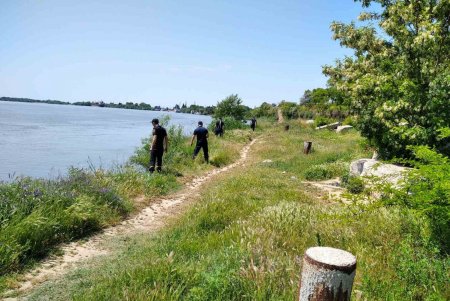 В Измаиле спасатели ищут пропавшего во время купания в реке подростка
