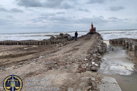 Житель Белгорода-Днестровского незаконно строил причал в нацпарке «Тузловские лиманы»
