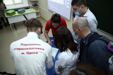 Маленькие одесситы с особыми потребностями сами делают мультики в студии анимации