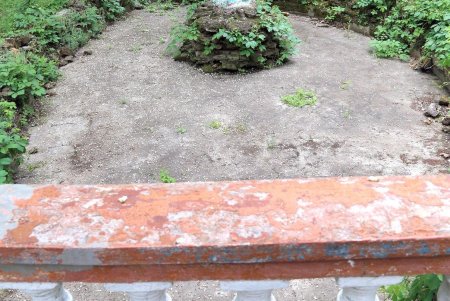 Умытый дождем и утопающий в зелени санаторий «Аркадия» (фоторепортаж) 