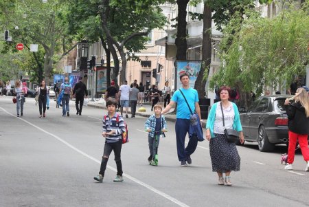 Центр Одессы стал пешеходным (фоторепортаж)