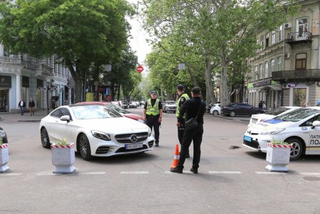 Центр Одессы стал пешеходным (фоторепортаж)