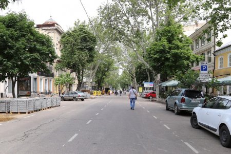 Центр Одессы стал пешеходным (фоторепортаж)