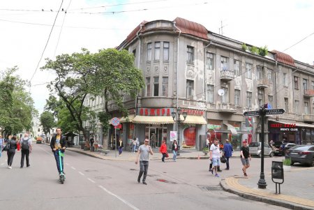 Центр Одессы стал пешеходным (фоторепортаж)