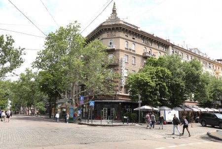 Центр Одессы стал пешеходным (фоторепортаж)