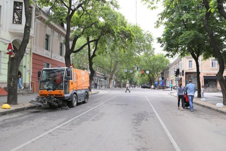 Центр Одессы стал пешеходным (фоторепортаж)