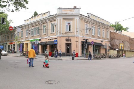 Центр Одессы стал пешеходным (фоторепортаж)