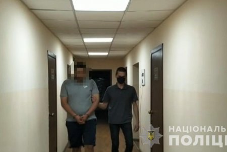 Приезжий из Донецкой области душил до потери сознания двух одесситок и грабил их (фото, видео)