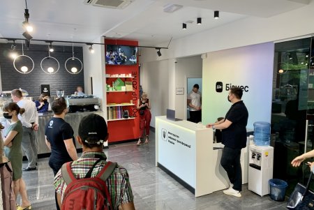 Помощь предпринимателям, мастер-классы, обмен опытом: Центр поддержки Дія.Бізнес открылся в Одессе (фото)