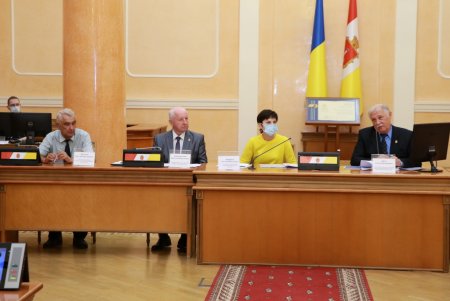 Закупка медоборудования, повышение зарплат, выплаты: в Одессе активно проводится борьба с COVID-19