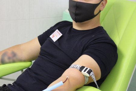 Одесские полицейские сдали кровь для юных пациентов детской больницы (фото)