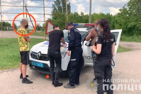 В Любашевке нарушитель предложил полицейским взятку, чтобы правоохранители «забыли» об обнаруженном у него обрезе (фото, видео)