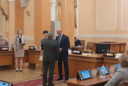 В мэрии медицинских работников поздравили с профессиональным праздником и вручили награды (фото)