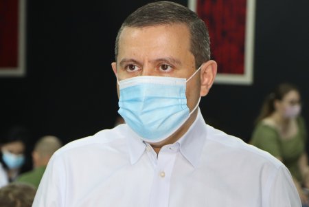 В пунктах массовой вакцинации прививки от коронавируса получили более двух тысяч одесситов