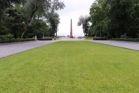 Одесситы почтили память жертв Второй мировой войны (фоторепортаж)
