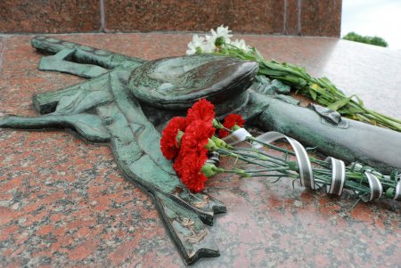 Одесситы почтили память жертв Второй мировой войны (фоторепортаж)
