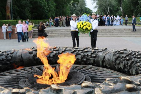 Одесситы почтили память жертв Второй мировой войны (фоторепортаж)
