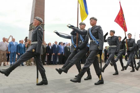Одесситы почтили память жертв Второй мировой войны (фоторепортаж)