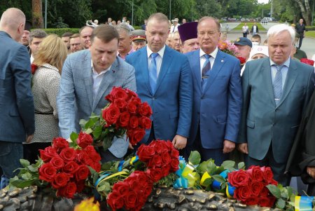 Одесситы почтили память жертв Второй мировой войны (фоторепортаж)