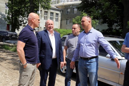 Строительство детского Дома творчества в Киевском районе (фоторепортаж)