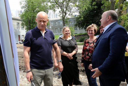 Строительство детского Дома творчества в Киевском районе (фоторепортаж)