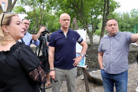 Строительство детского Дома творчества в Киевском районе (фоторепортаж)