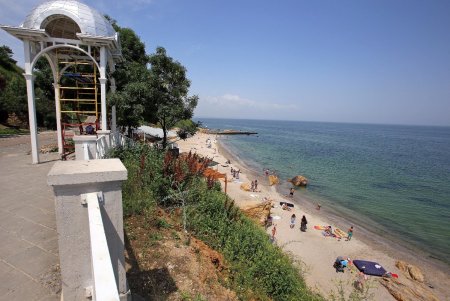 Малый Фонтан: отдых на пляже и прогулки по набережной (фоторепортаж)