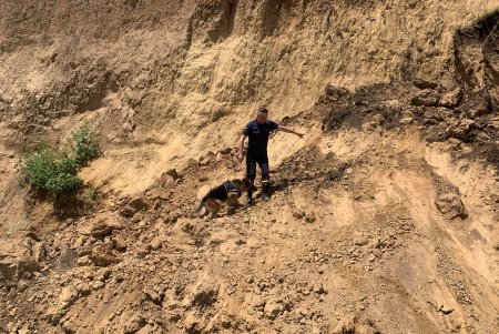 Поиски в Лебедевке завершены, жертв оползня не обнаружено (фото)