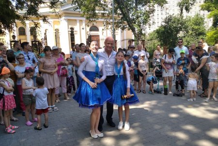 «Самый легендарный район города Молдаванка будет чувствовать себя на все сто!», - мэр на открытии Алексеевского сквера после реставрации (фото)