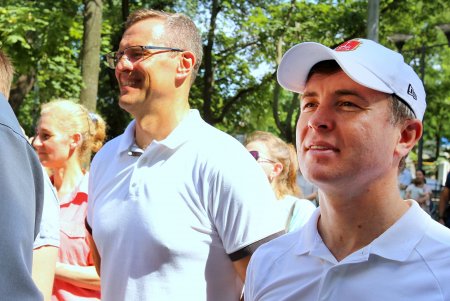 Алексеевский сквер торжественно открыли после реставрации (фоторепортаж)