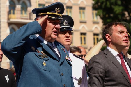 Возложение цветов к памятнику Тарасу Шевченко по случаю Дня Конституции (фоторепортаж)