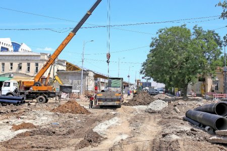 Реконструкция Преображенской: один из этапов — замена и подключение инженерных коммуникаций (фоторепортаж)