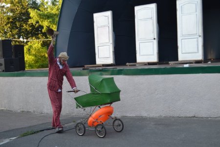 В Одессе «Между прочим» состоялся театральный фестиваль (фото)