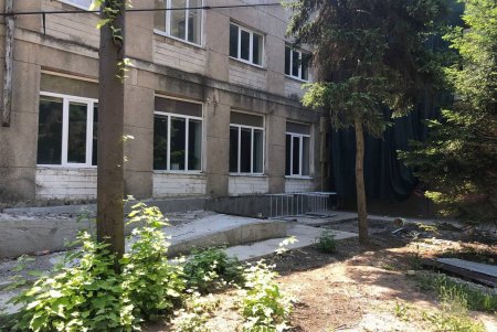 В Киевском районе модернизируют школу № 106 (фото)