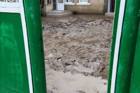 Двухмесячная норма осадков за час: Болградский район затопило мощным ливнем (фото, видео)