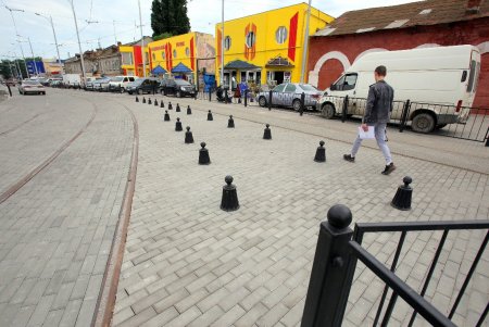Ремонт Новощепного ряда вышел на завершающую стадию (фоторепортаж) 