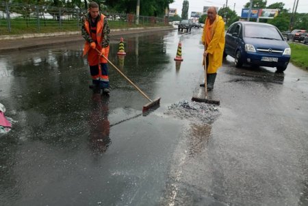 В Одессе выпало больше половины месячной нормы осадков: коммунальщики работают в усиленном режиме (фото)
