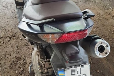 В Киевском районе патрульные остановили мотоцикл, который находится в розыске