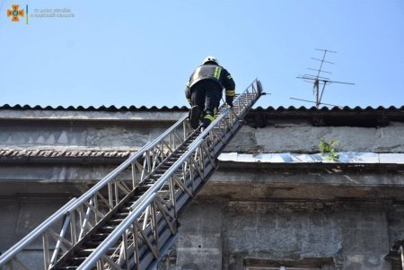 В памятнике архитектуры в центре Одессы горела квартира (обновлено)