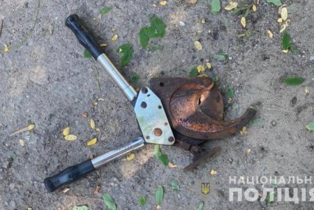 Пятеро мужчин систематически воровали ценное имущество и цветные металлы с территории Одесского нефтеперерабатывающего завода (фото) 