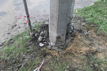 На Балковской заменили электроопору, поврежденную в результате ДТП (фото)