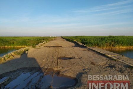 Аварийный мост на дороге между Килией и Измаилом проваливается: по нему могут ездить только легковушки (фото)