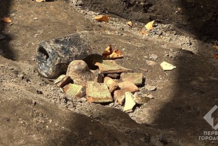 На Приморском бульваре археологи ищут остатки Хаджибейской крепости (фото)